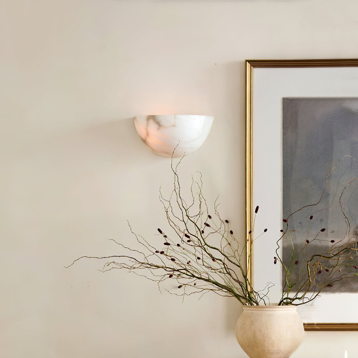 Alabaster Half-Moon Wall Sconce Vakkerlight