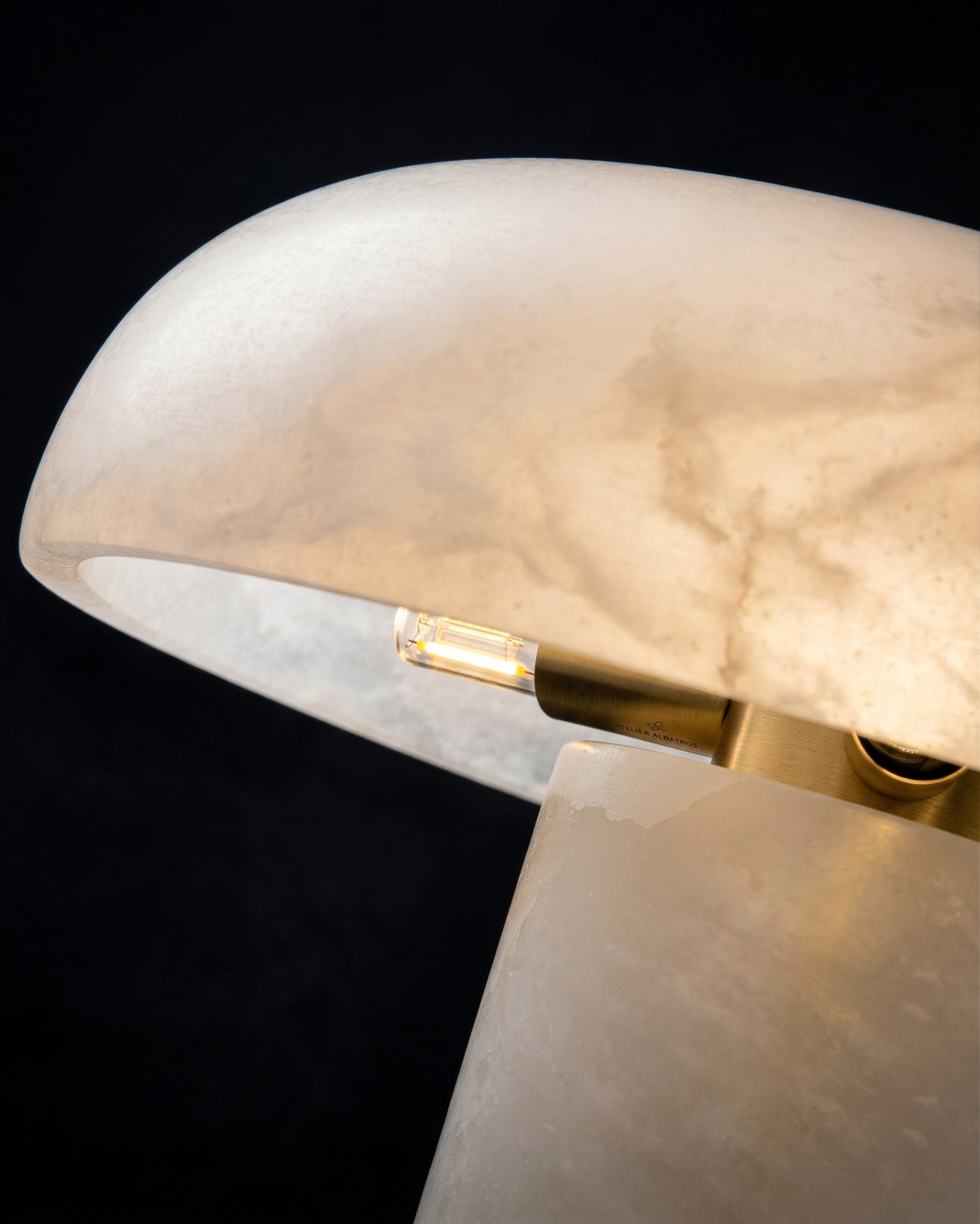Lampe de Table | IZO Korven studio