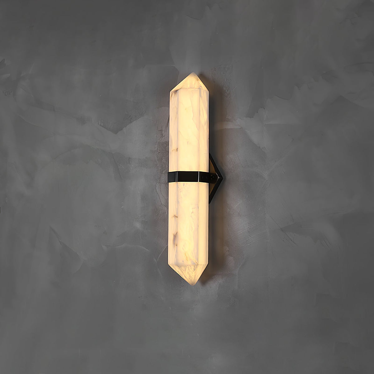 Alabaster Obelisk Wall Sconce Vakkerlight