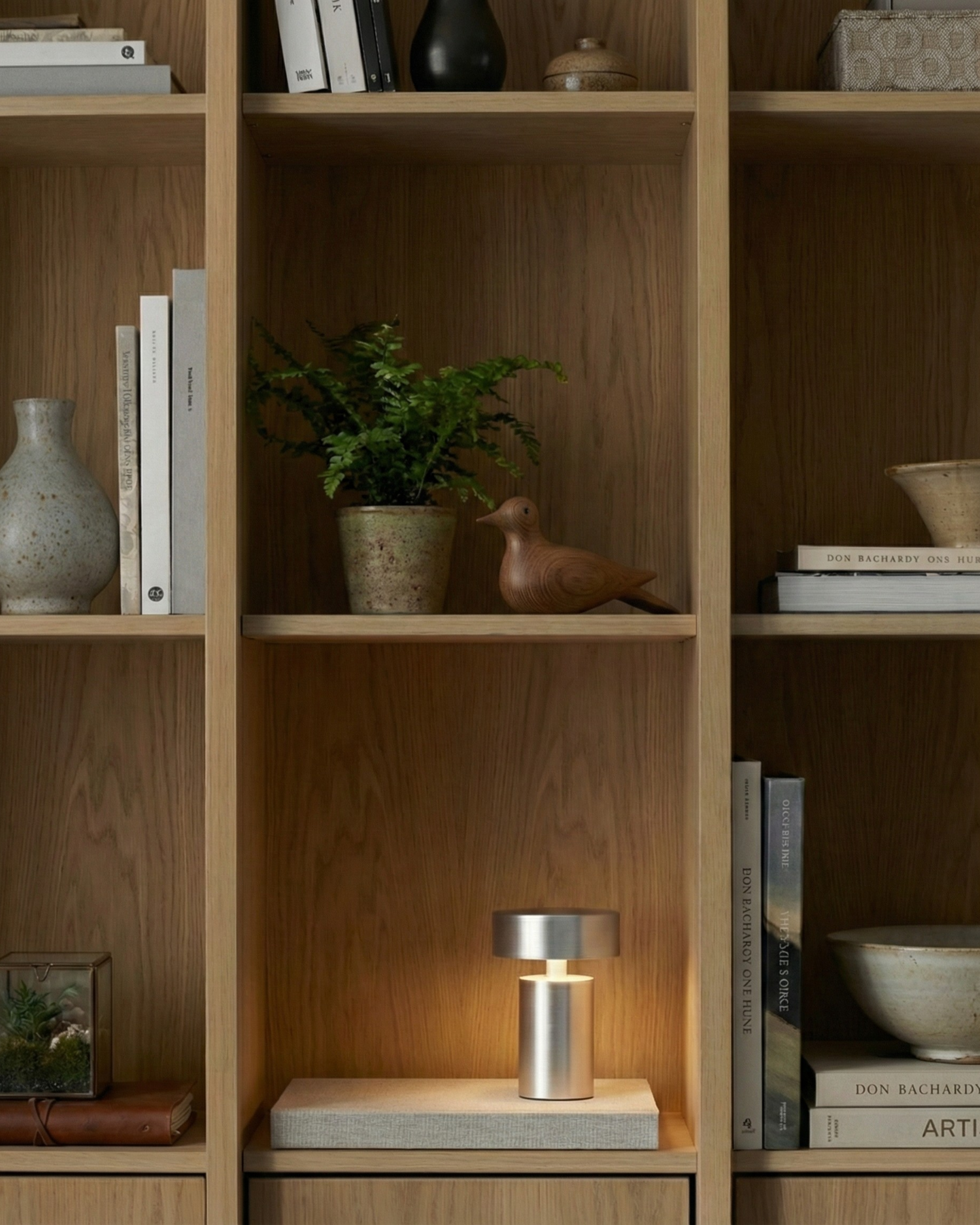 Lampe de Table chrome Sans Fil | TOMI Korven studio