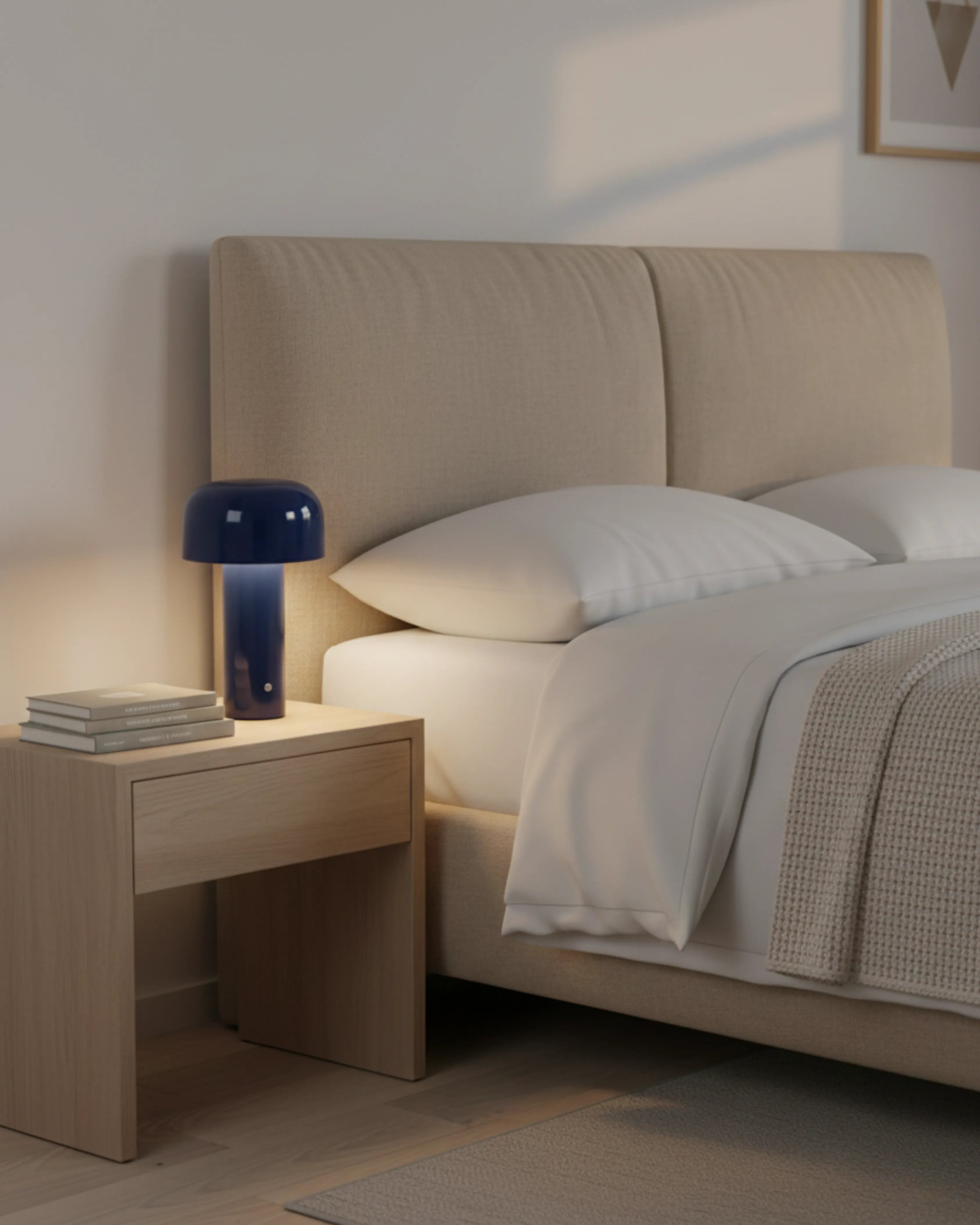 lampe sans fil led couleur bleu modele lako par korven studio 