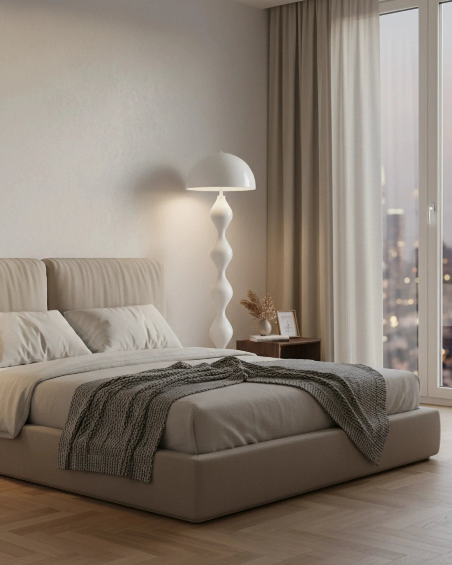 lampadaire blanc, modèle aven par Korven Studio.