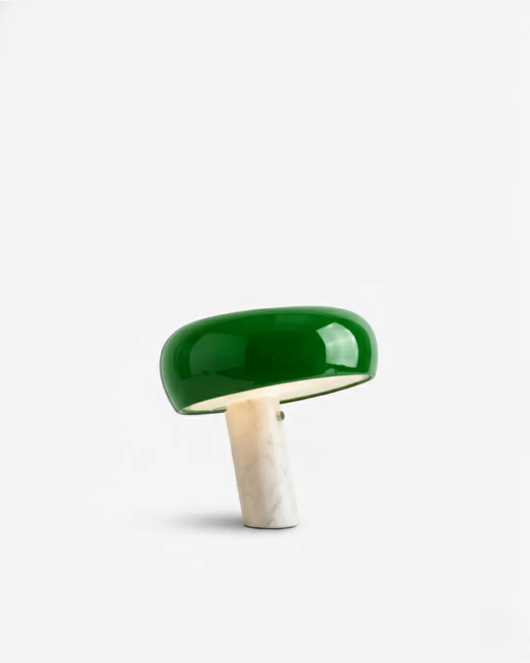lampe de table couleur vert modele mosca par korven studio version petite