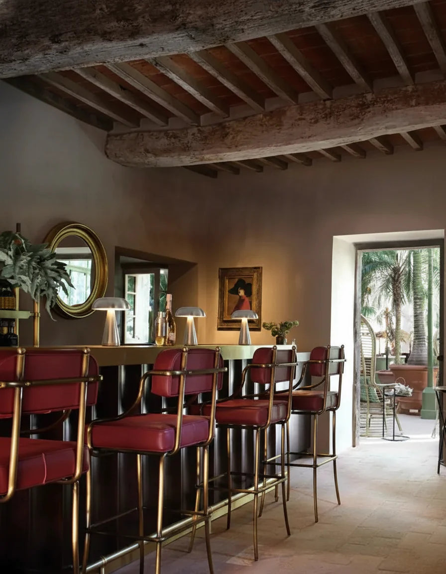 lampe de table sans fil par korven studio 