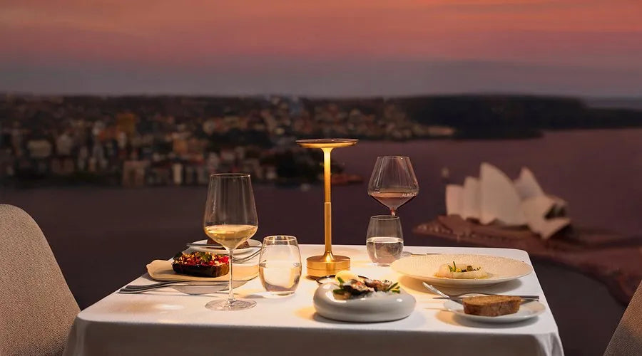 lampe led sans fil pour resturant par korven studio 