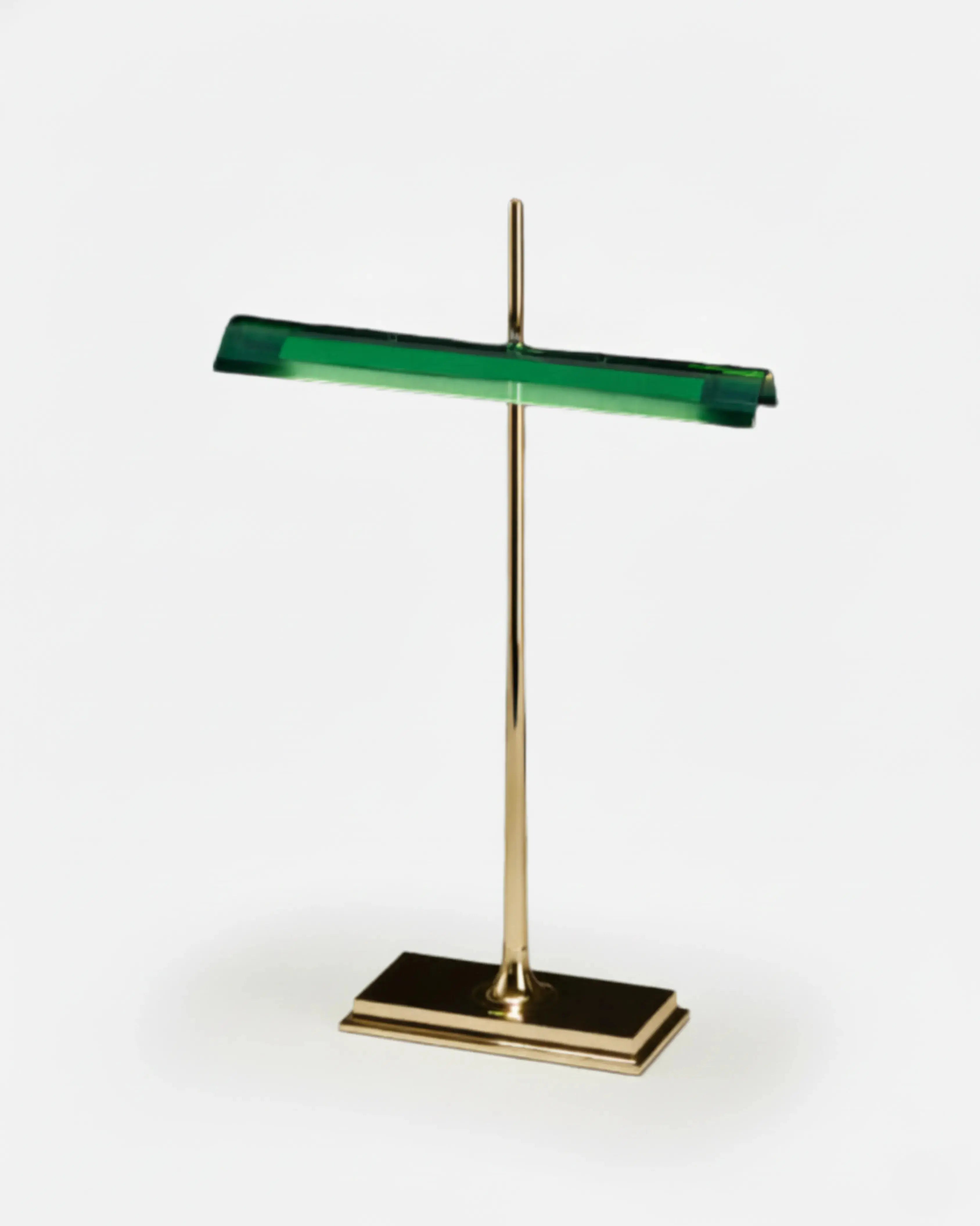 Lampe de table a poser sans fil or et vert, rechargeable – modèle mona par Korven Studio.