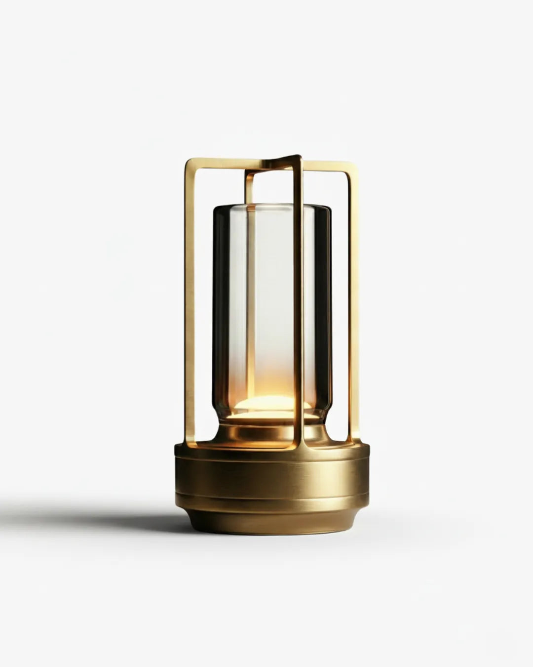 Lampe sans fil or rechargeable – modèle Runa par Korven Studio.