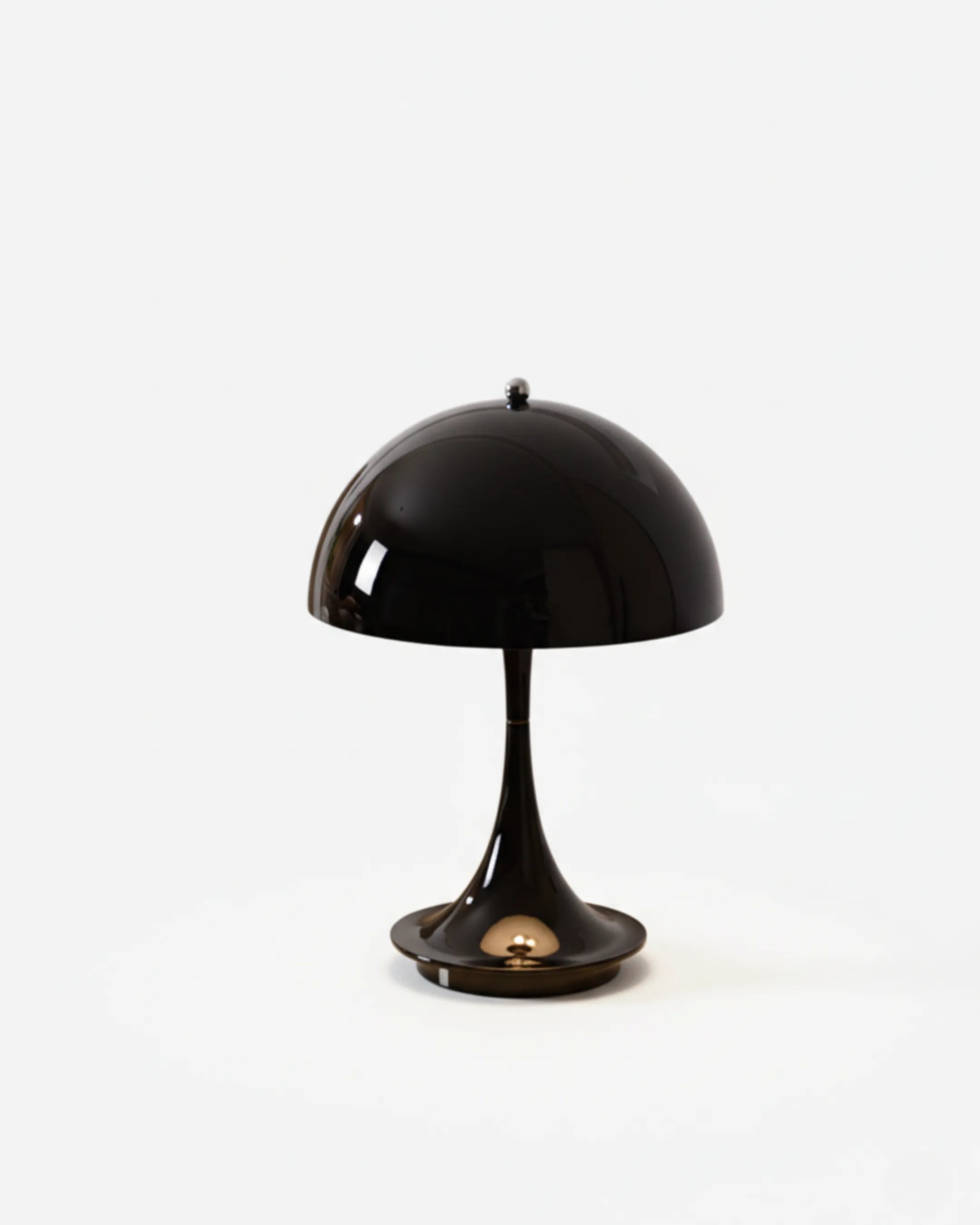 lampe sans fil tactile noir modele mido korven studio