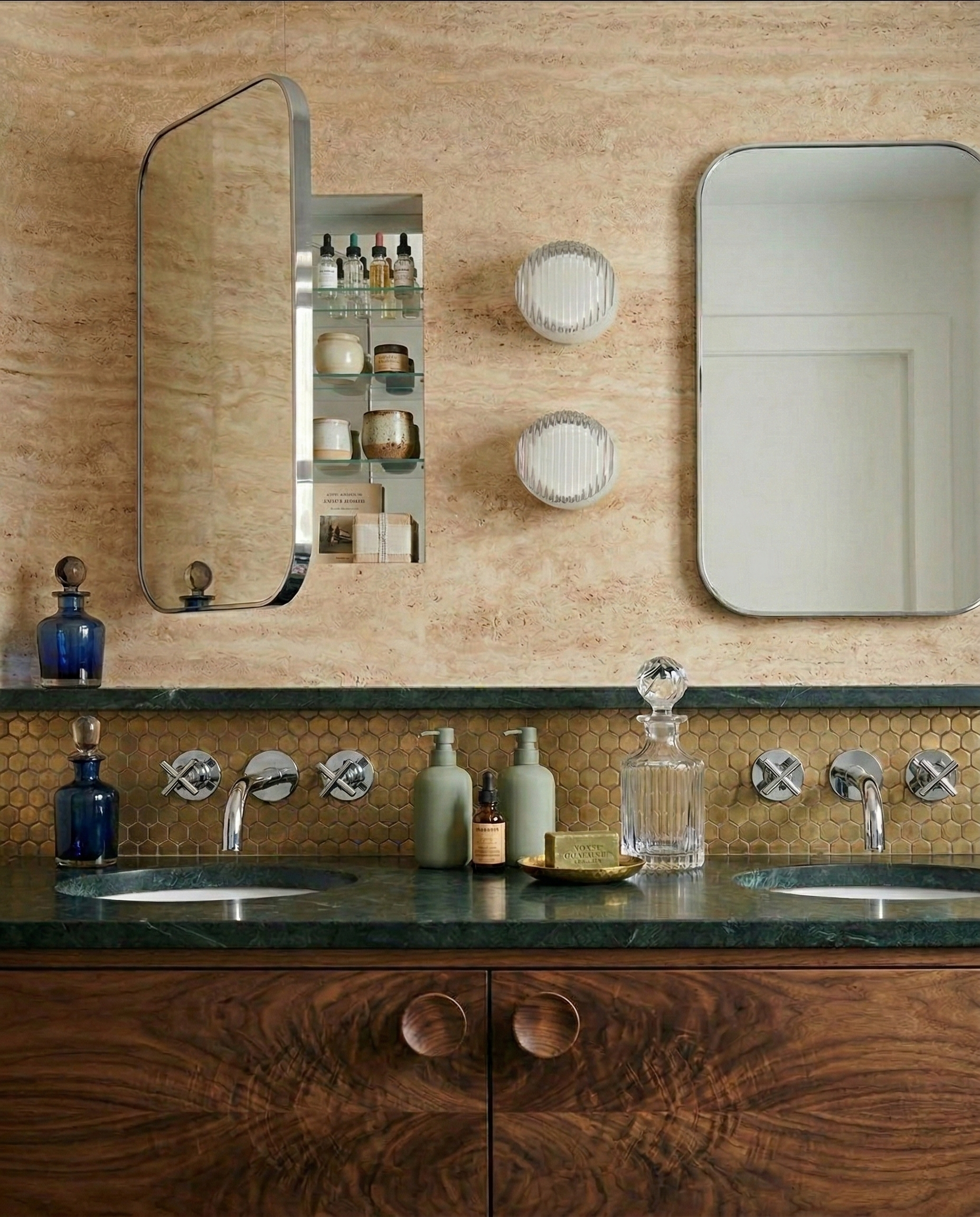 appliques murales salle de bain design modele Evoa rondes halo lumineux